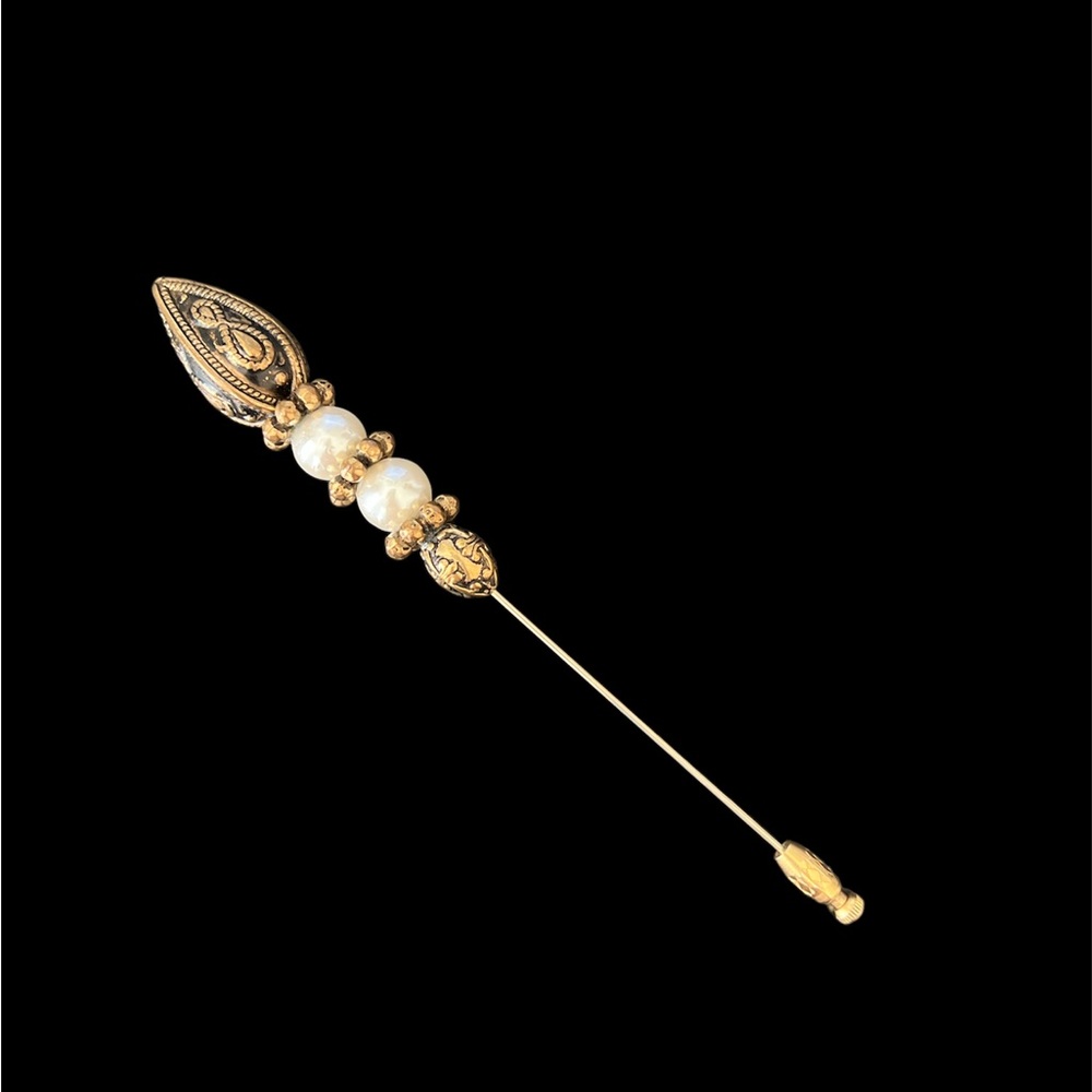 Antique hat or scarf pin